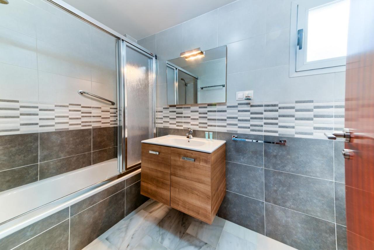 Holidays2Malaga Salitre Cerca Estacion Ave & Fibra Wifi Ngoại thất bức ảnh